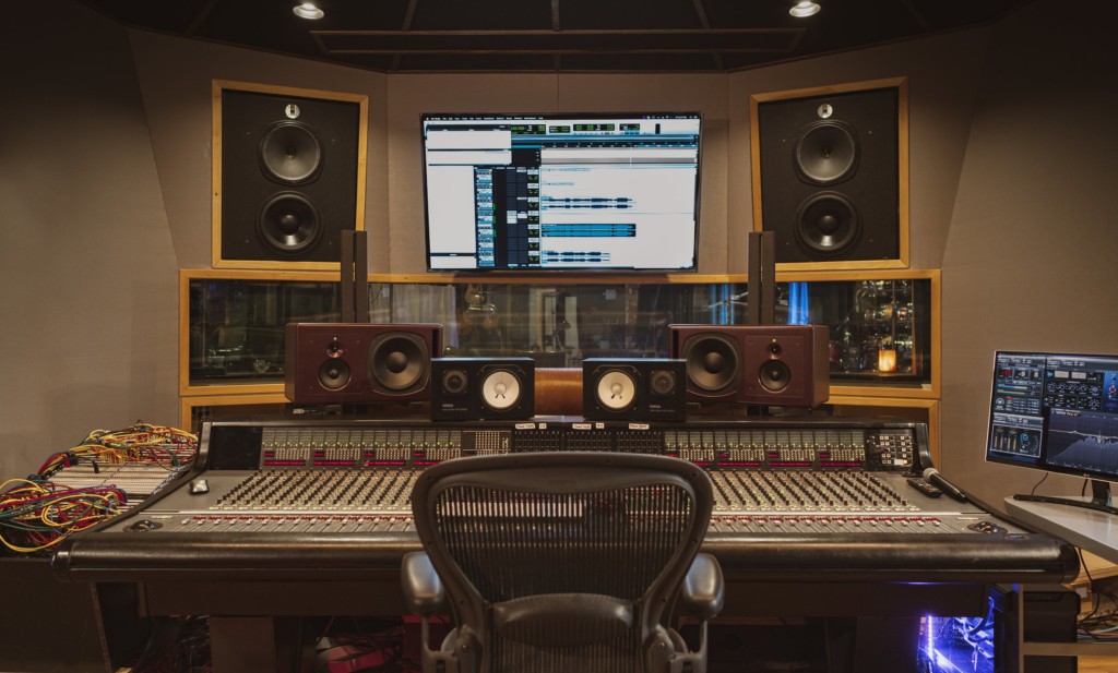 PSI Audio A25M The most accurate 3way studio monitor ever