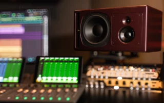 PSI Audio A25-M Reponse studio